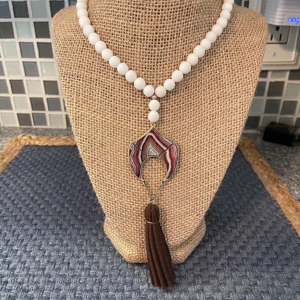 Marlyn Schiff Milk Glass Leather Tassel Necklace 19$